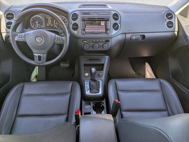 Used 2014 Volkswagen Tiguan SE image 17