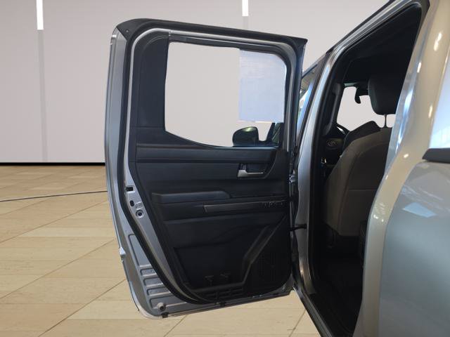 Used 2025 Toyota Tacoma TRD Sport AWD/4WD image 24