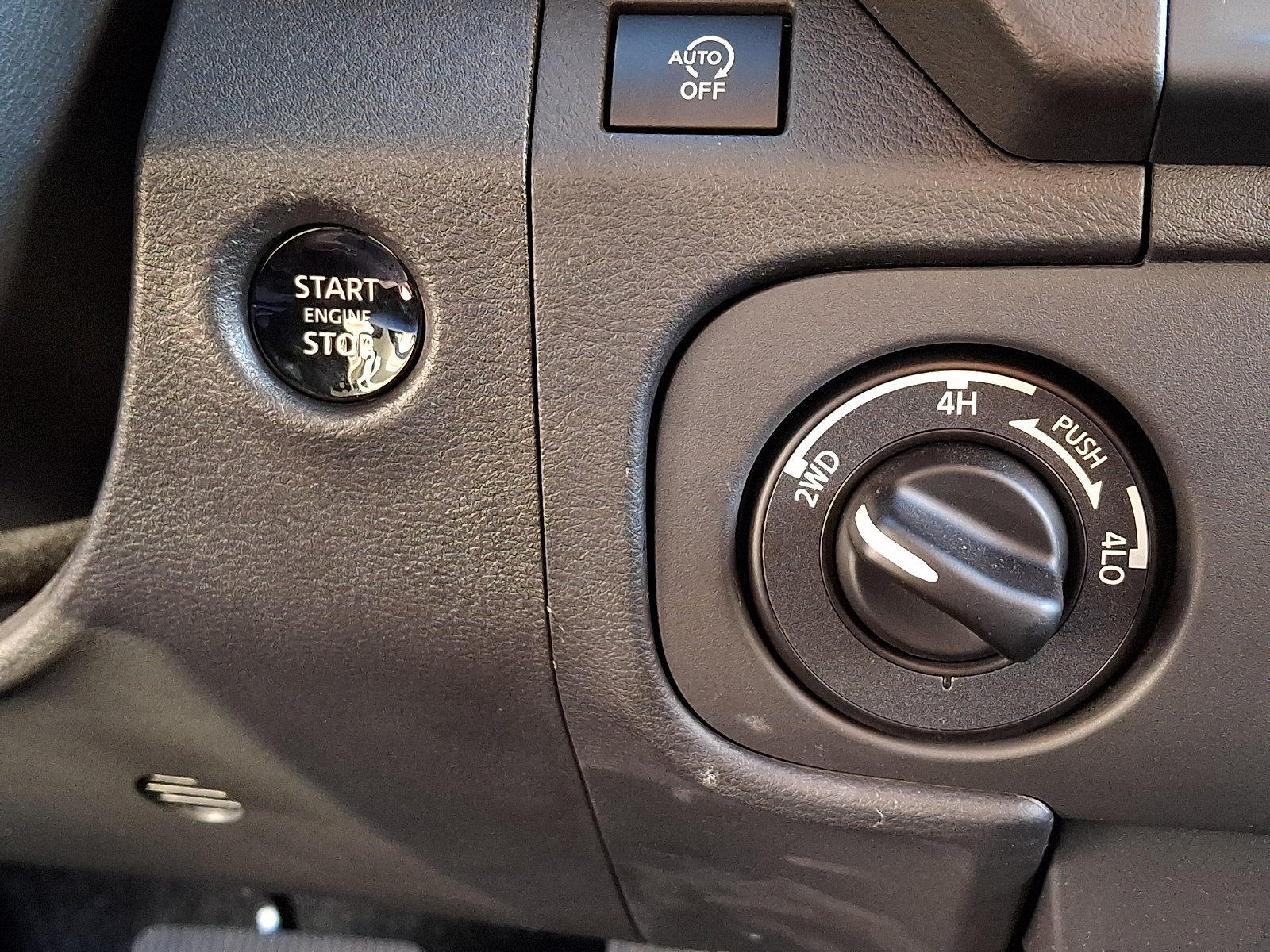 Certified 2026 Nissan Frontier SV w/ Tow Package AWD/4WD image 26