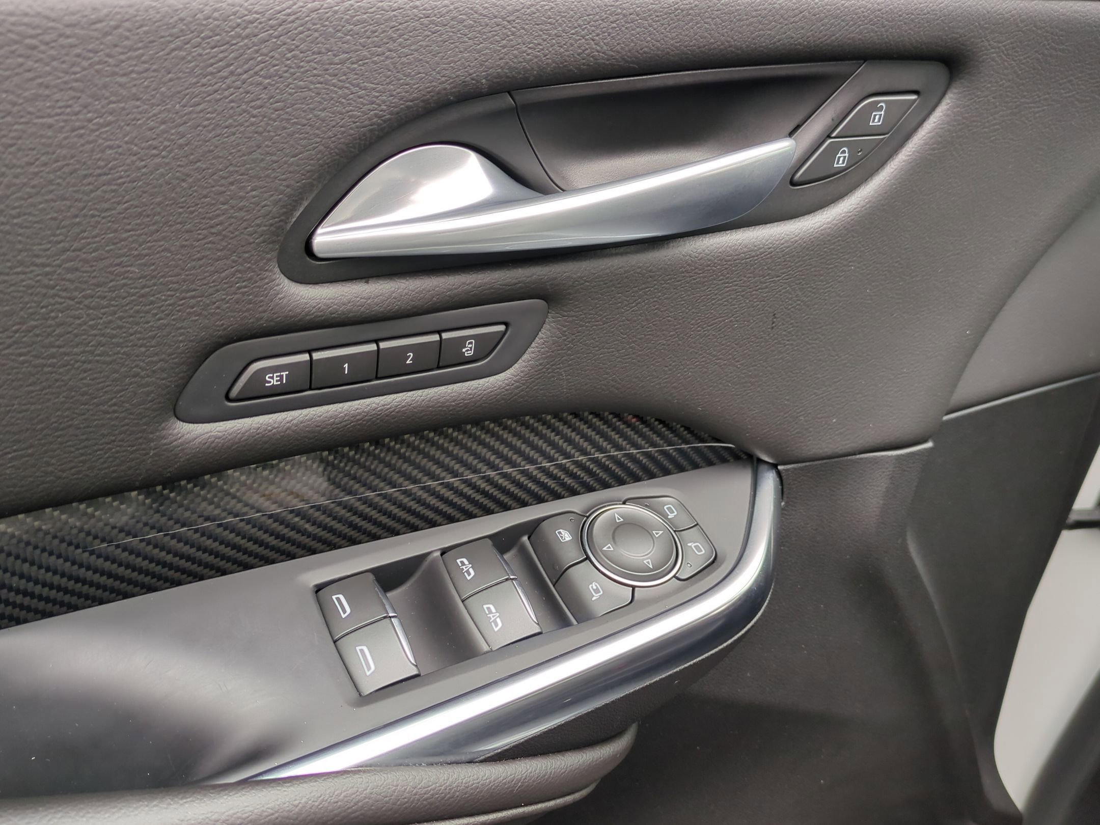 Certified 2025 Cadillac XT4 Sport image 24