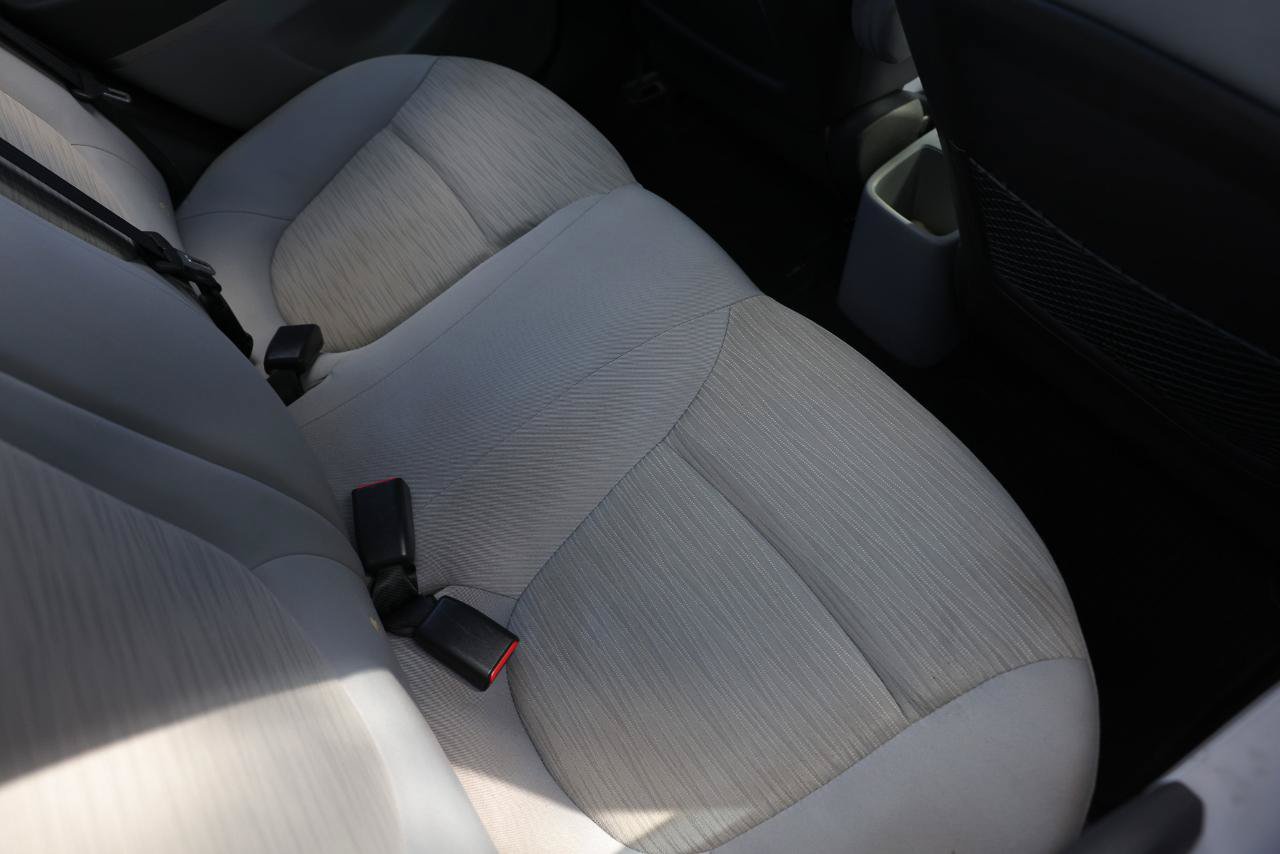 Used 2017 Hyundai Accent SE FWD image 12