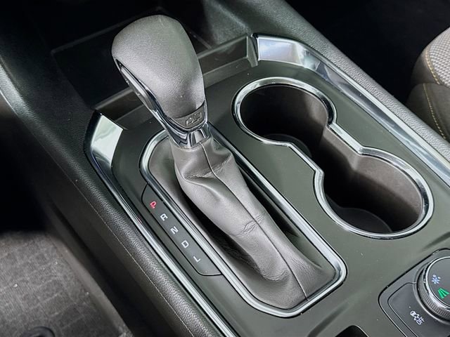 Used 2021 Chevrolet Traverse LT image 18