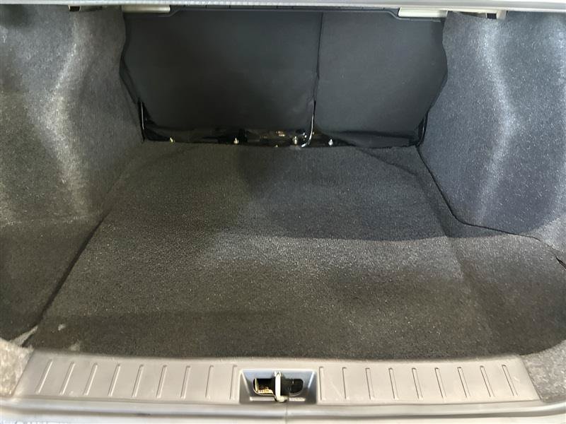 Used 2021 Nissan Versa S FWD image 24