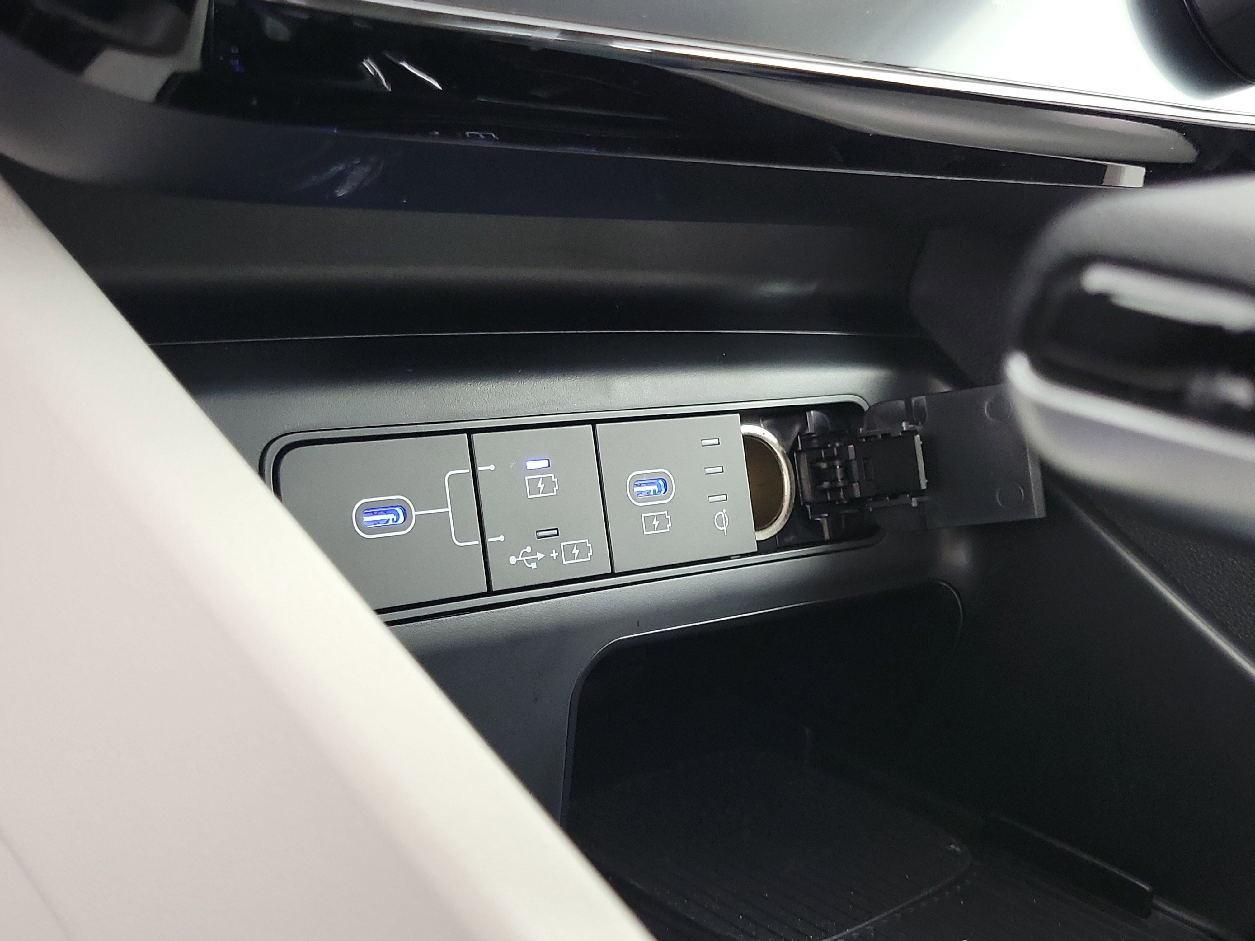 New 2025 Hyundai Tucson SEL image 18