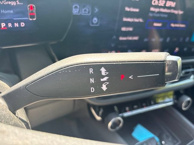 Certified 2024 Chevrolet Equinox EV RS FWD image 11