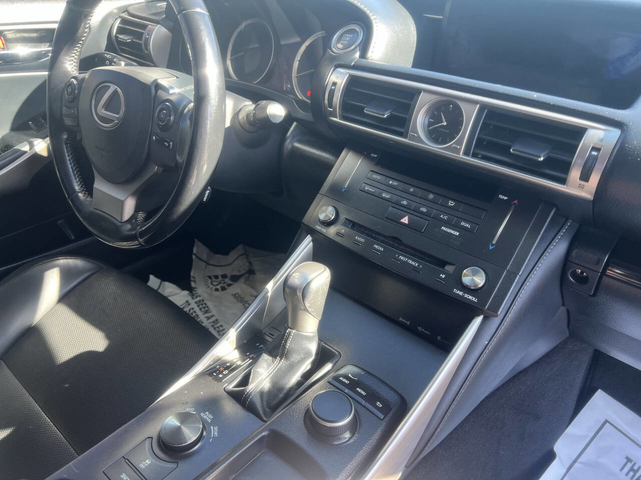 Used 2016 Lexus IS 200t image 11