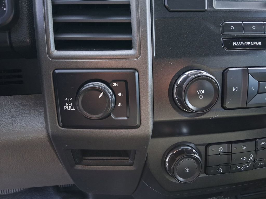 Used 2019 Ford F250 XL w/ Power Equipment Group image 16
