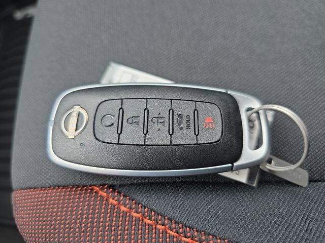 Certified 2025 Nissan Versa SR w/ Trunk Package FWD image 33