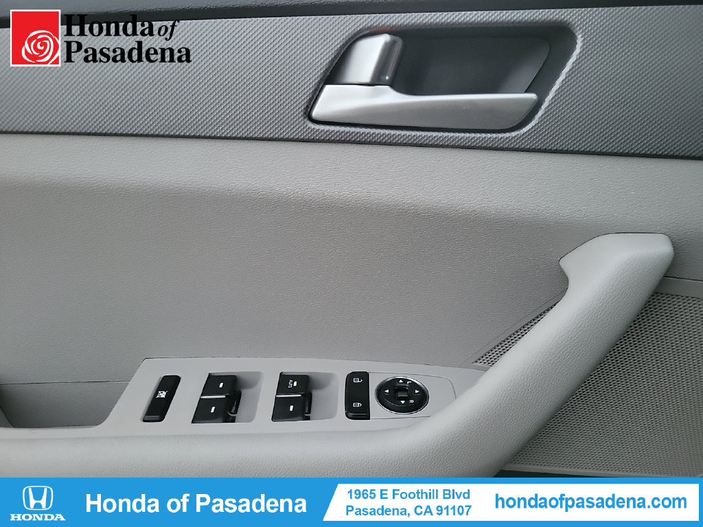 Used 2015 Hyundai Sonata SE FWD image 19