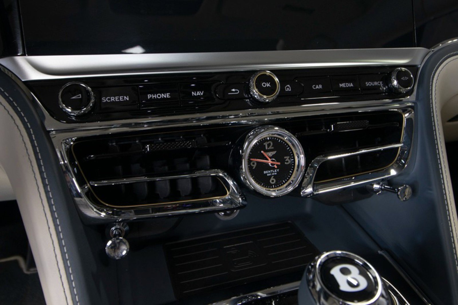 Used 2020 Bentley Flying Spur W12 w/ First Edition Specification image 35