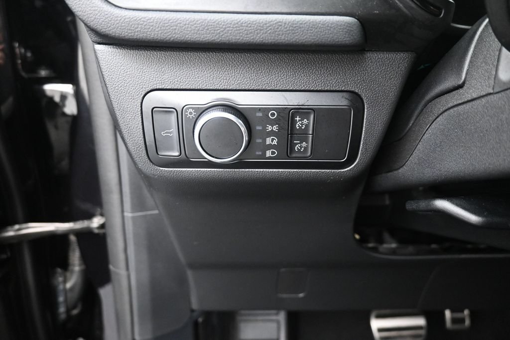 Used 2024 Ford Escape ST-Line w/ Tech Pack #1 AWD/4WD image 12