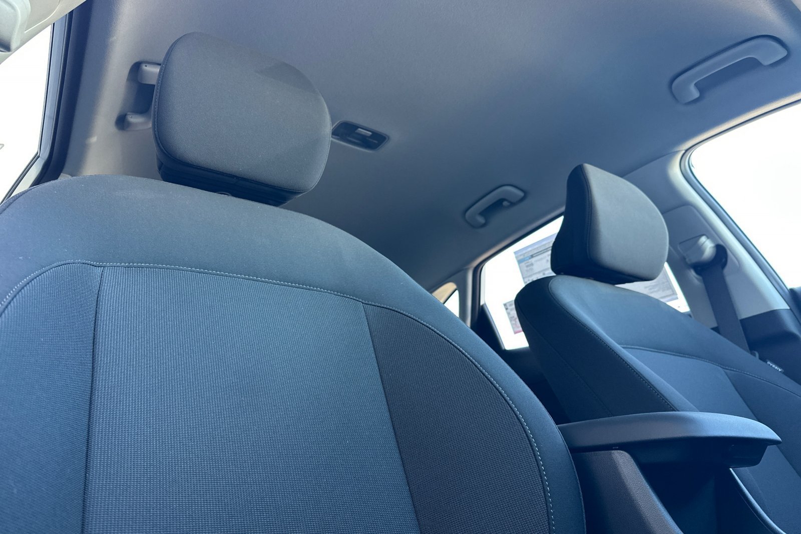 New 2027 Hyundai Kona SEL Sport FWD image 17