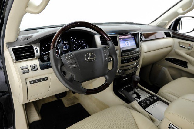 Used 2014 Lexus LX 570 4WD image 13