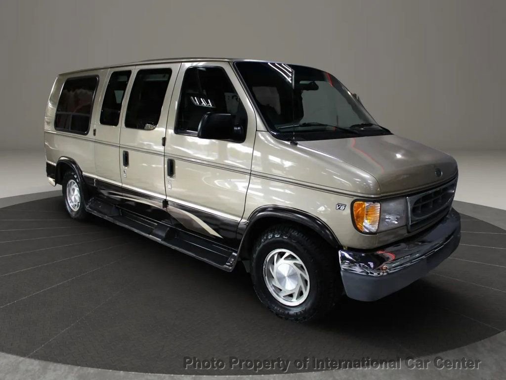 Used 2000 Ford E-150 and Econoline 150 image 2