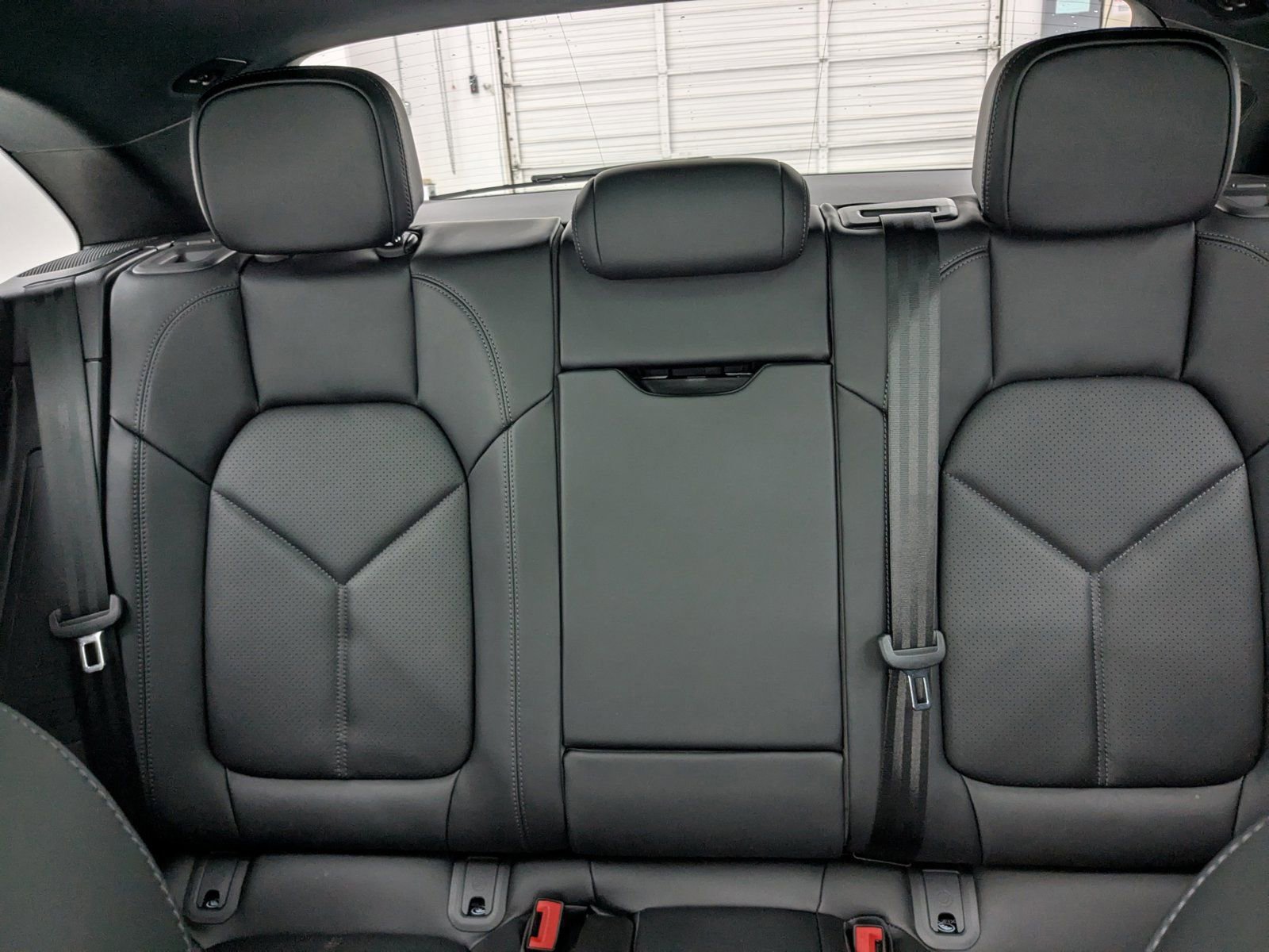 New 2026 Porsche Macan Turbo image 20