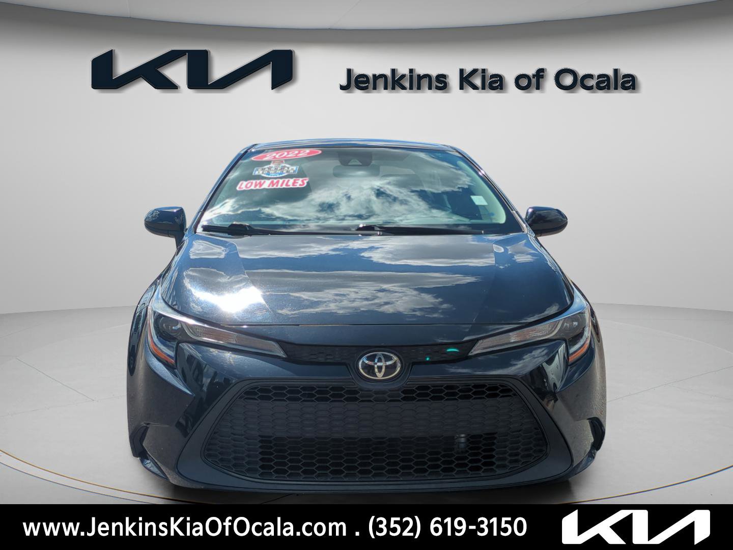 Used 2022 Toyota Corolla LE image 8
