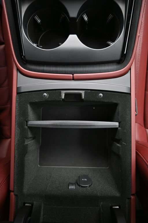 Certified 2025 Porsche Panamera 4 AWD/4WD image 20
