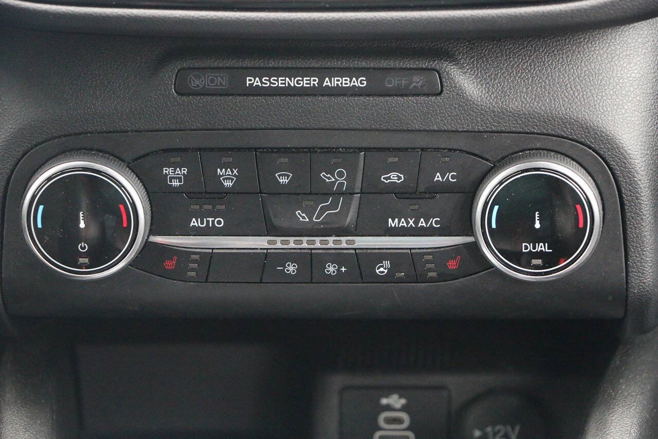 Certified 2025 Ford Escape ST-Line Select AWD/4WD image 20