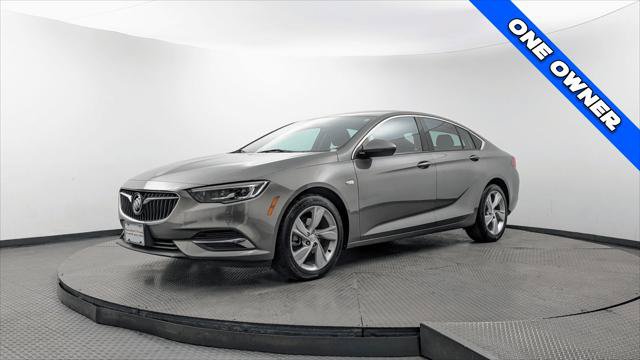 Used 2018 Buick Regal Preferred w/ Driver Confidence Package #1 FWD image 2