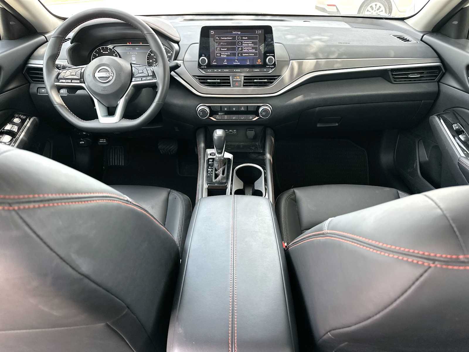 Used 2025 Nissan Altima 2.5 SR FWD image 25
