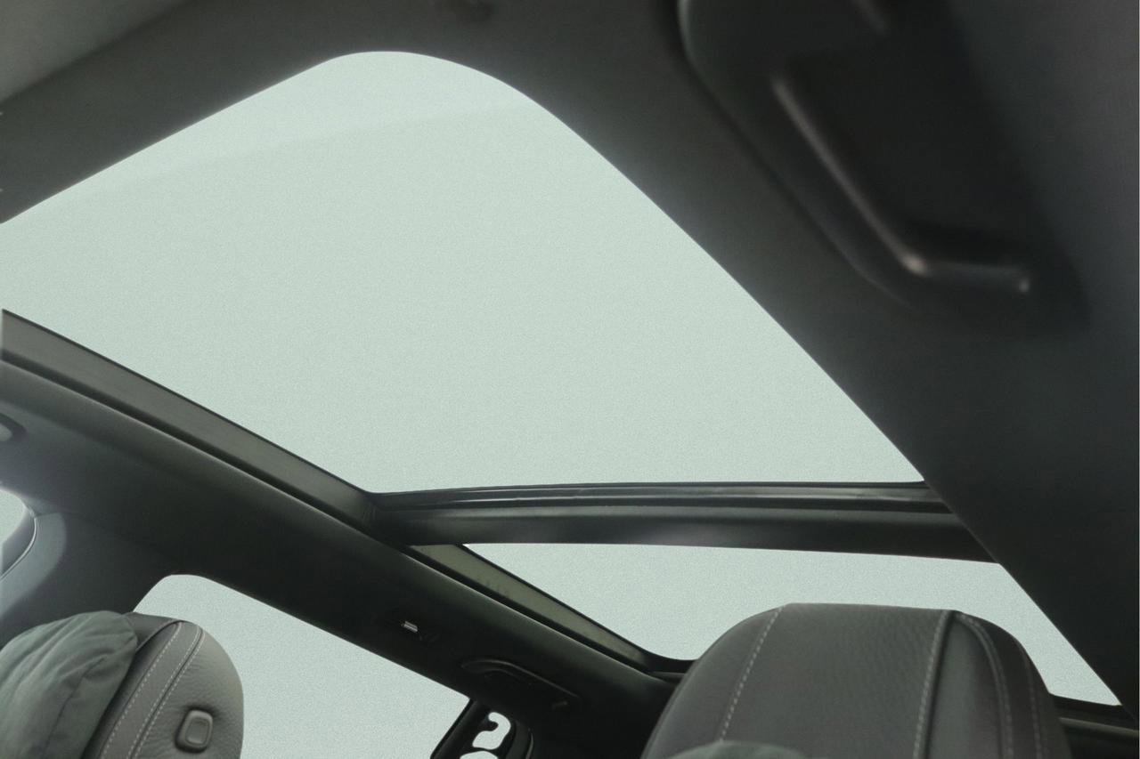 New 2026 Mercedes-Benz GLS 580 4MATIC image 10