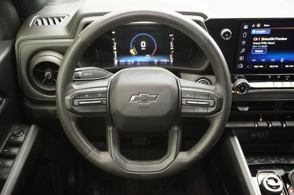 Used 2023 Chevrolet Colorado Trail Boss image 17