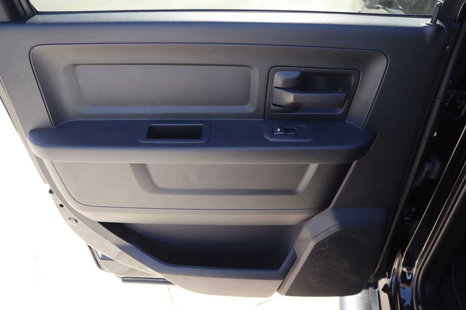 New 2026 RAM 3500 Tradesman AWD/4WD image 17