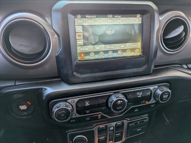 Used 2023 Jeep Wrangler Unlimited AWD/4WD image 14