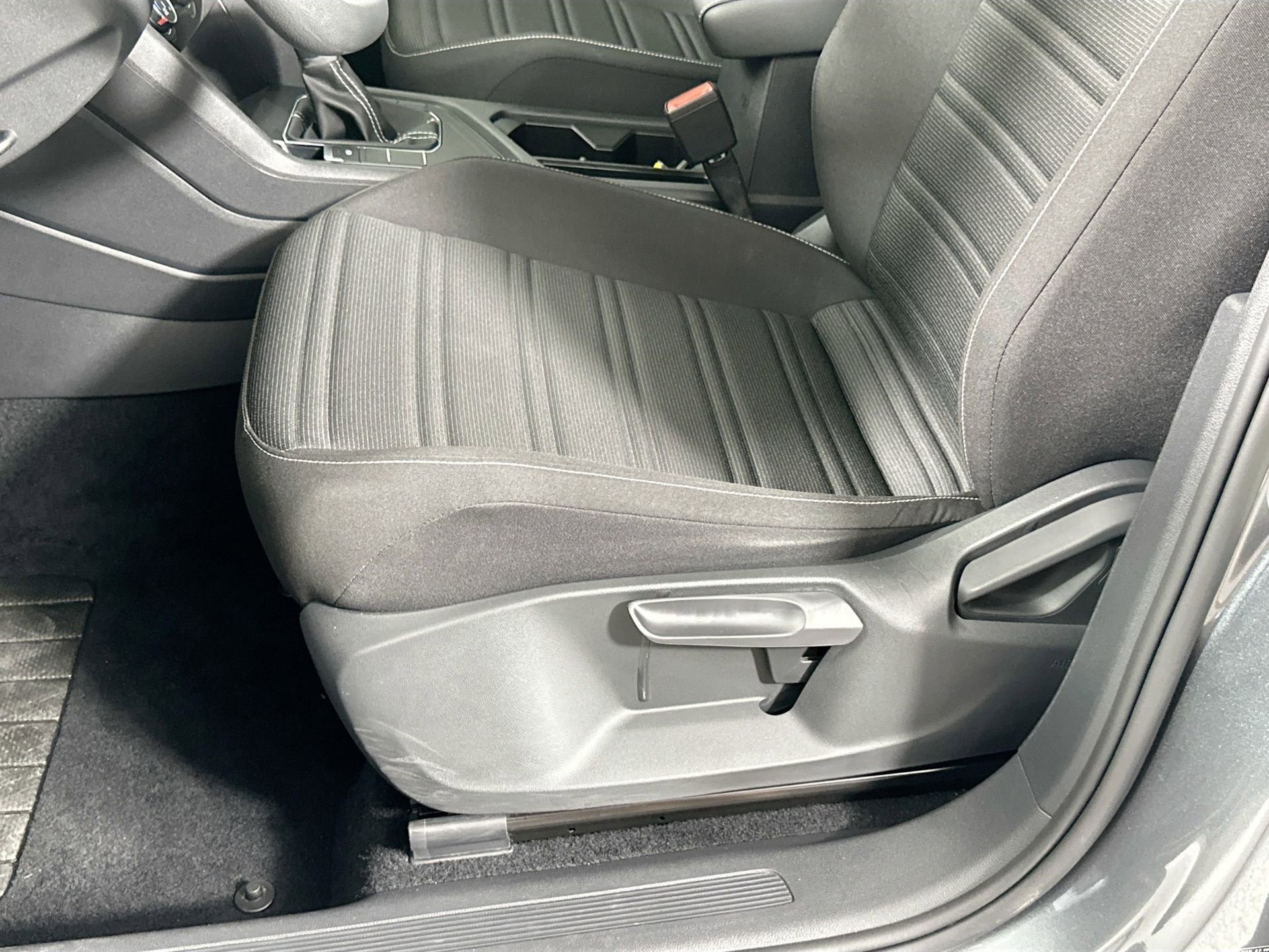 Certified 2022 Volkswagen Tiguan S image 16
