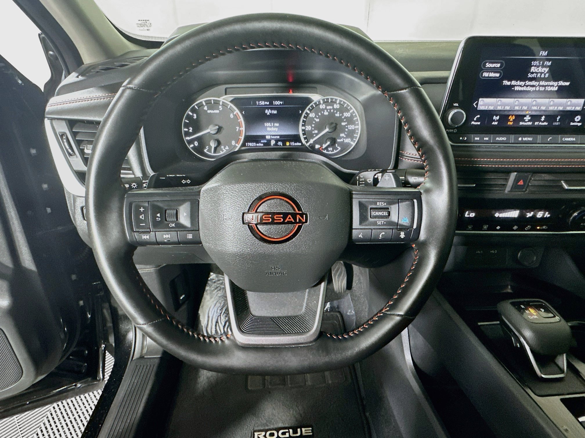 Used 2026 Nissan Rogue SV AWD/4WD image 15