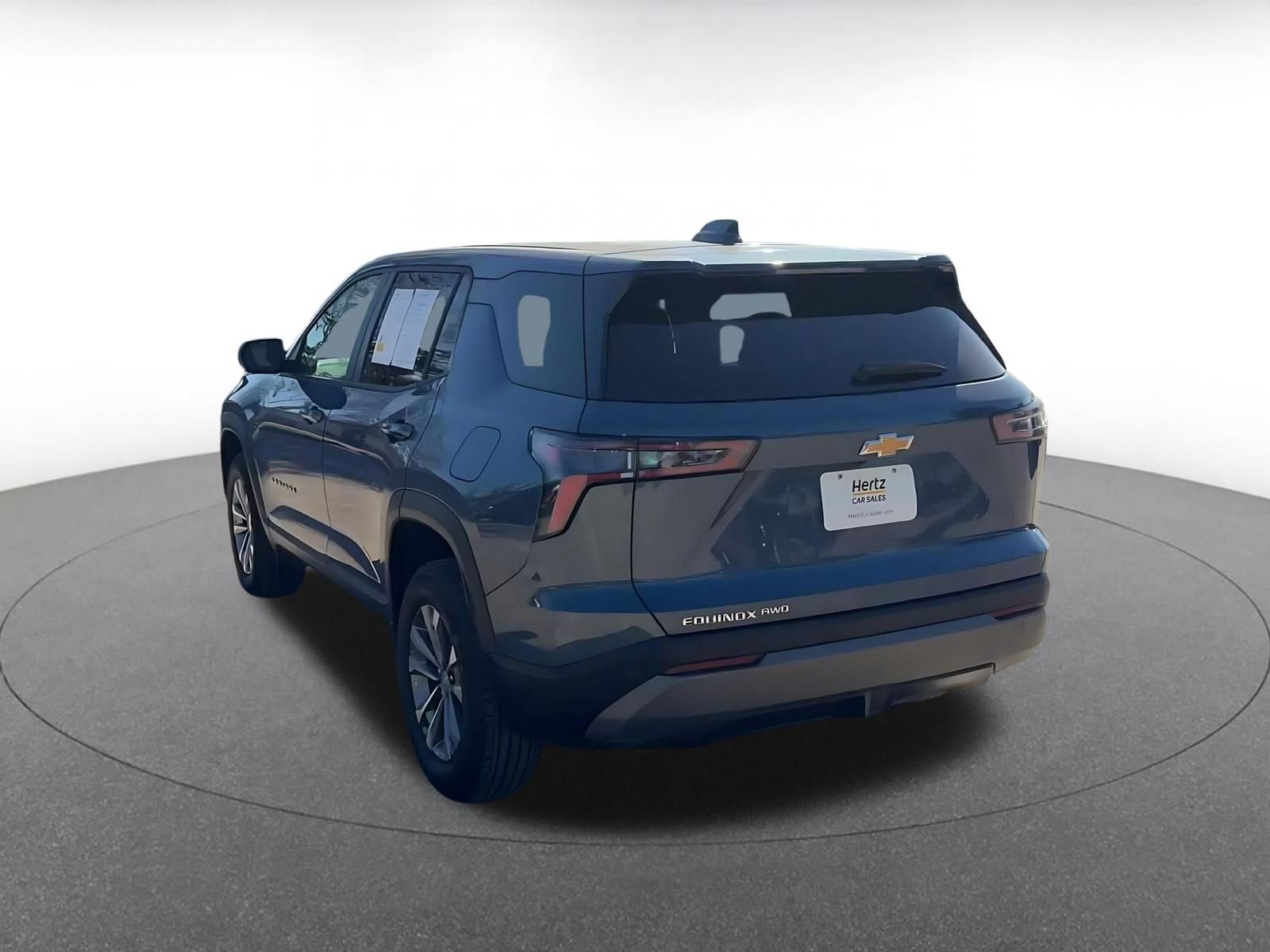 Used 2025 Chevrolet Equinox LT image 11