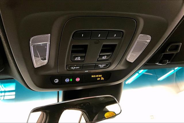 Used 2023 Cadillac CT4 V image 31