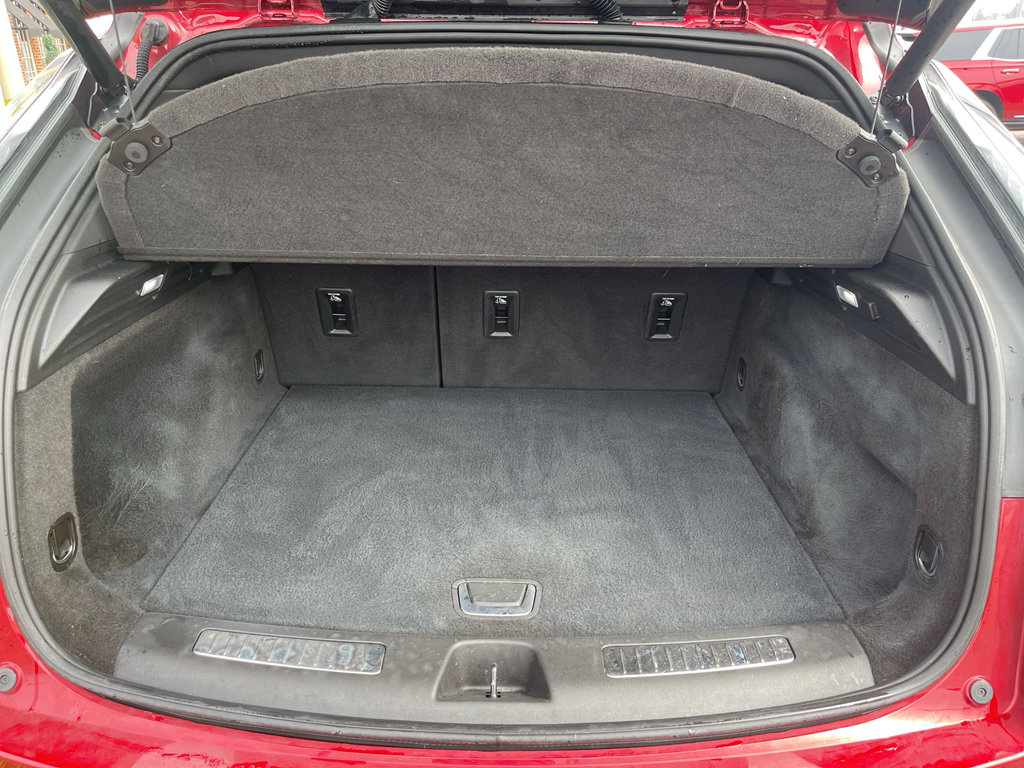 Used 2025 Cadillac XT4 Sport image 14