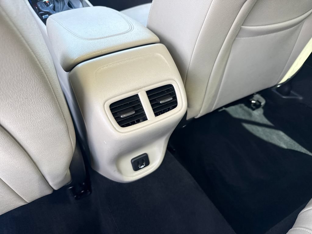 Used 2019 Buick Regal Essence w/ Driver Confidence Package I AWD/4WD image 17