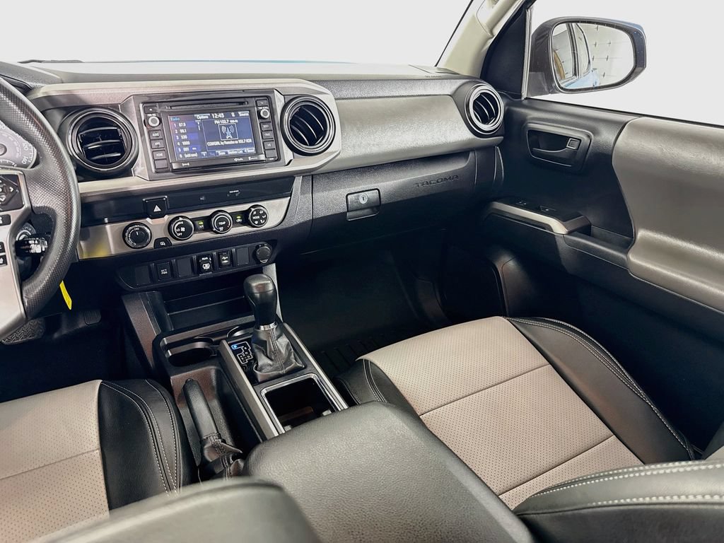 Certified 2019 Toyota Tacoma SR5 AWD/4WD image 24