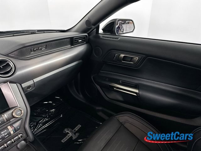 Used 2021 Ford Mustang Shelby GT500 w/ Technology Package image 33