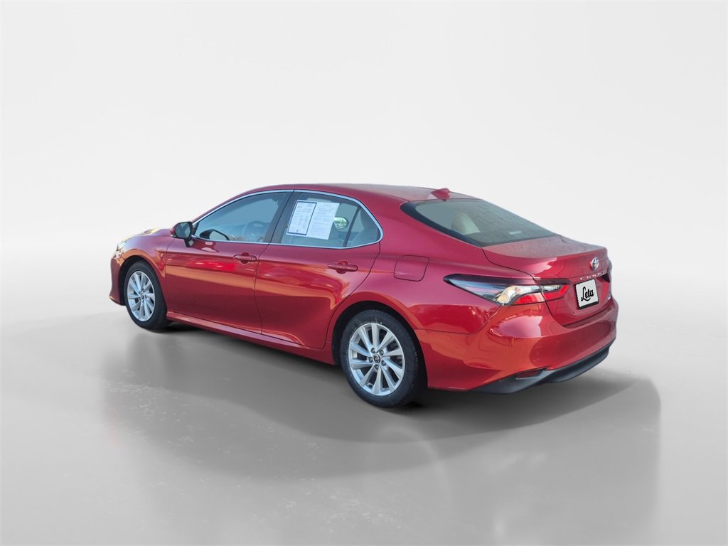 Used 2023 Toyota Camry LE image 6