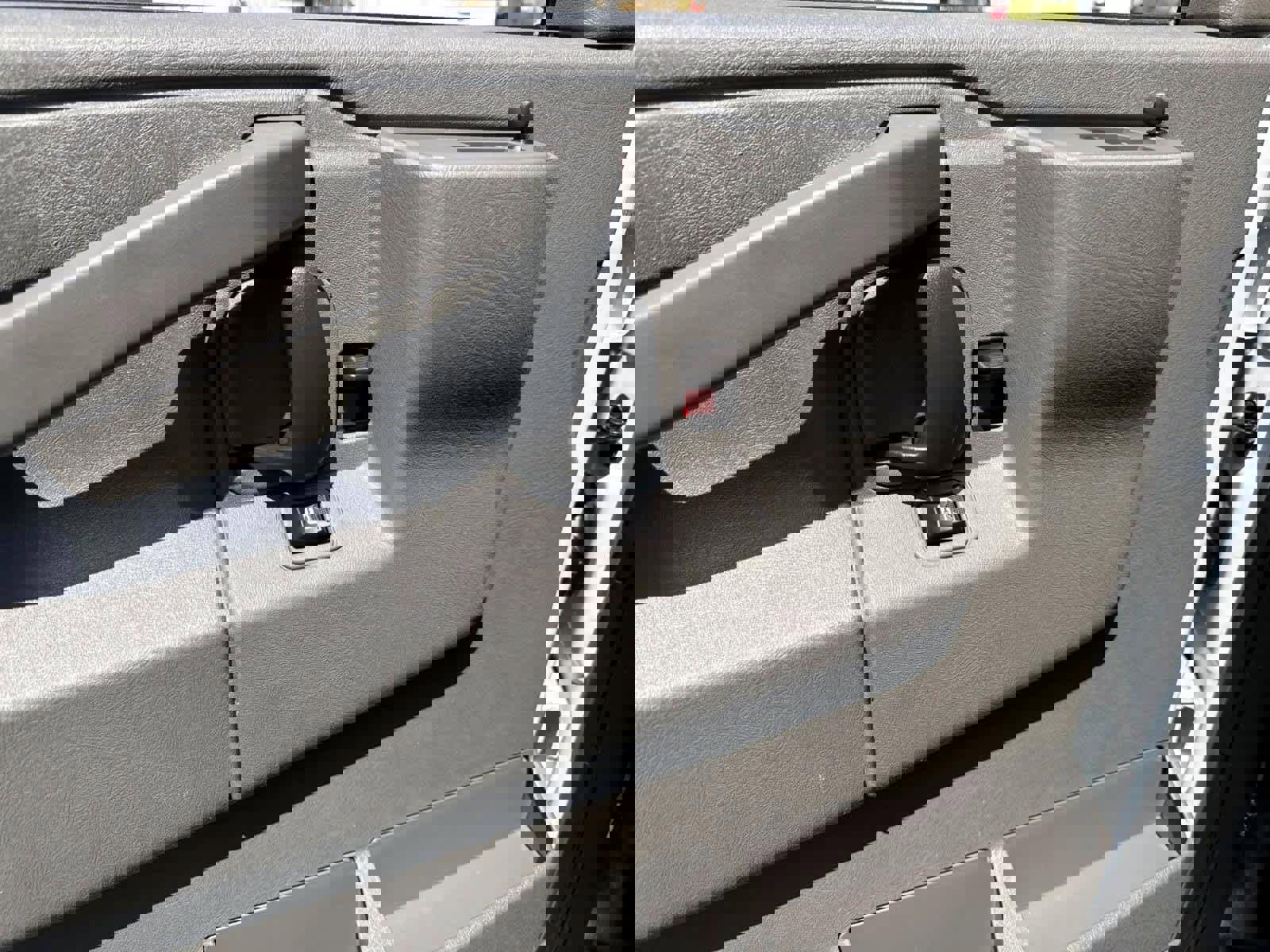 Used 2024 GMC Savana 2500 w/ Driver Convenience Package image 12