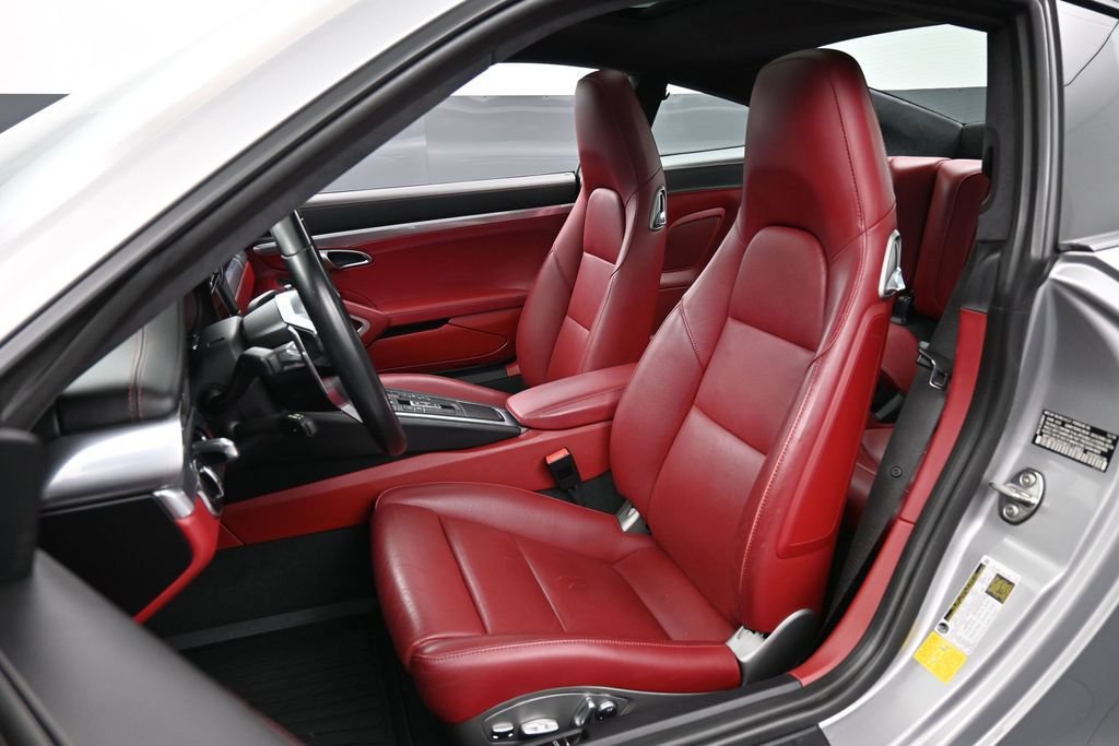 Certified 2019 Porsche 911 Carrera 4S AWD/4WD image 5