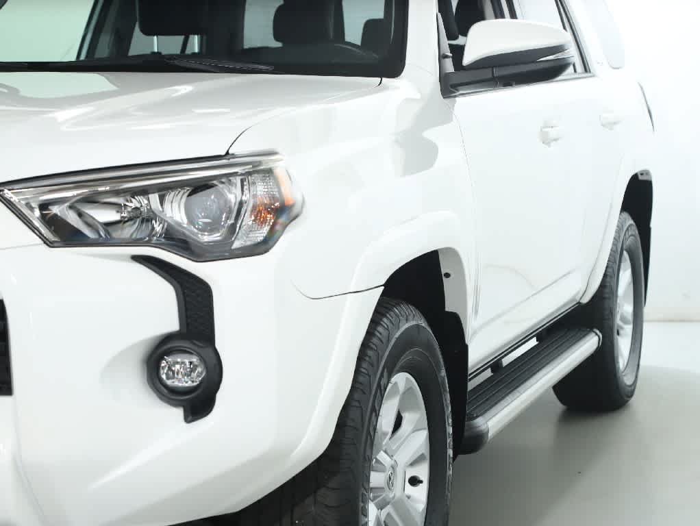 Certified 2023 Toyota 4Runner SR5 Premium w/ Moonroof Package AWD/4WD image 4