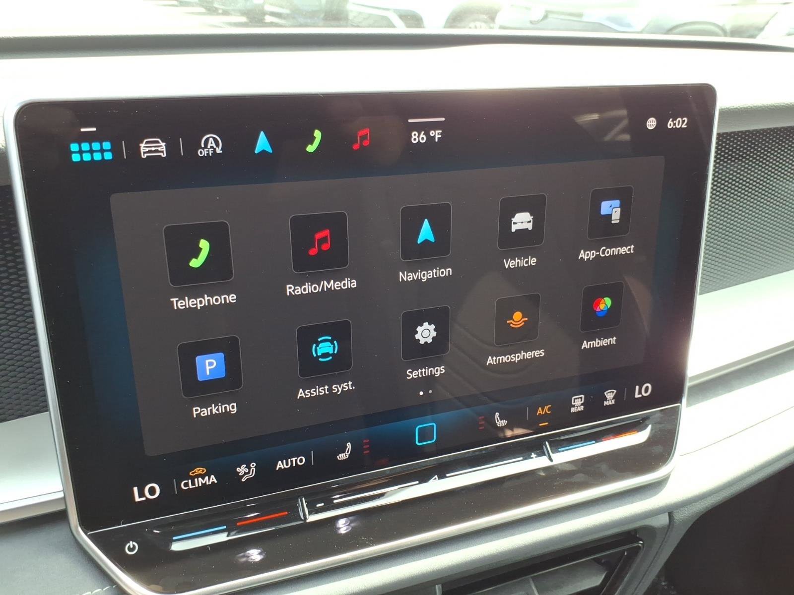 New 2026 Volkswagen Tiguan SE R-Line image 16