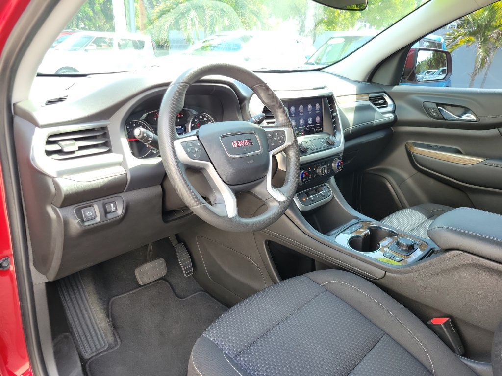 Used 2023 GMC Acadia SLE w/ Driver Convenience Package FWD image 20