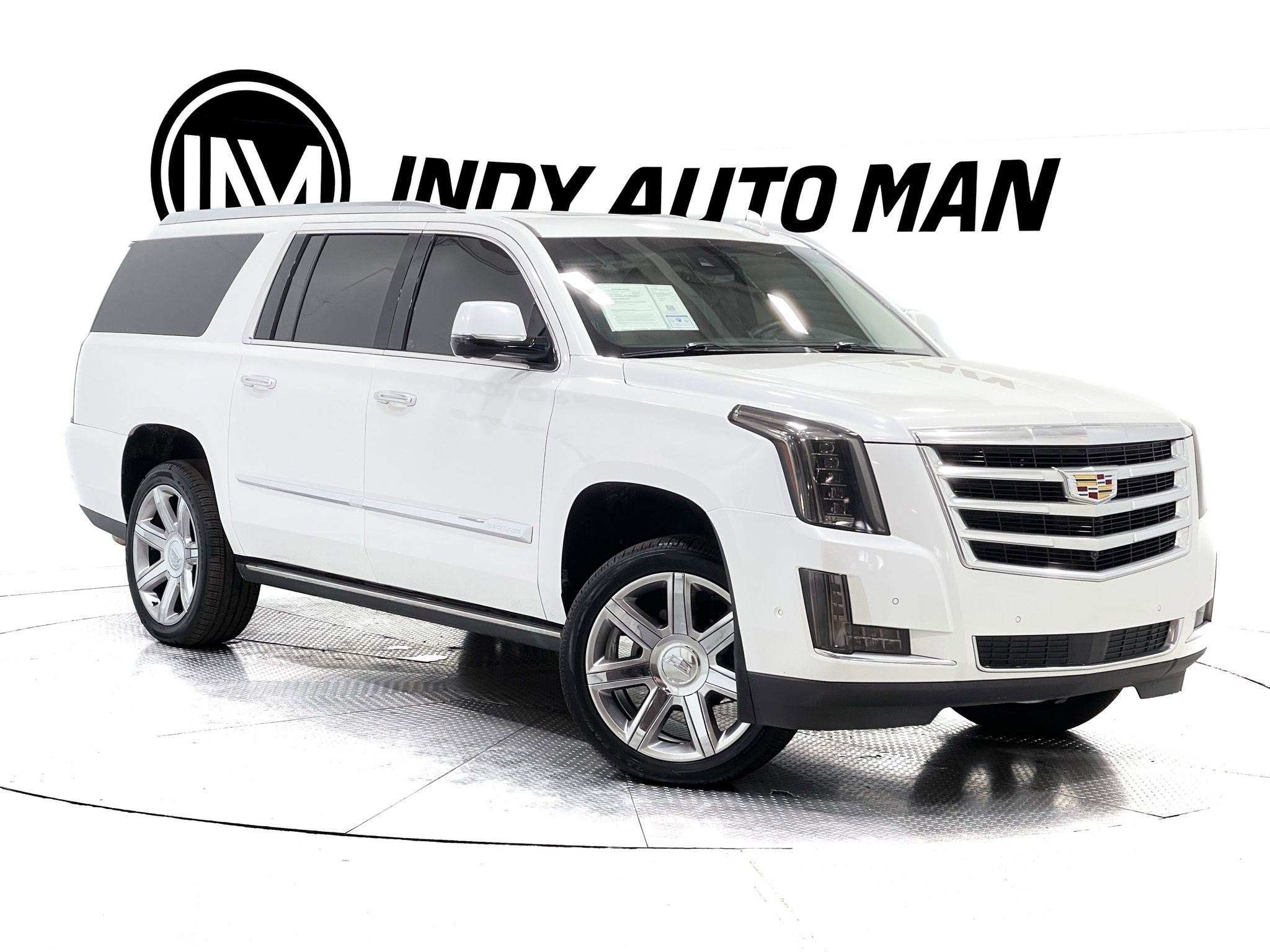 Used 2018 Cadillac Escalade ESV Premium Luxury AWD/4WD image 2