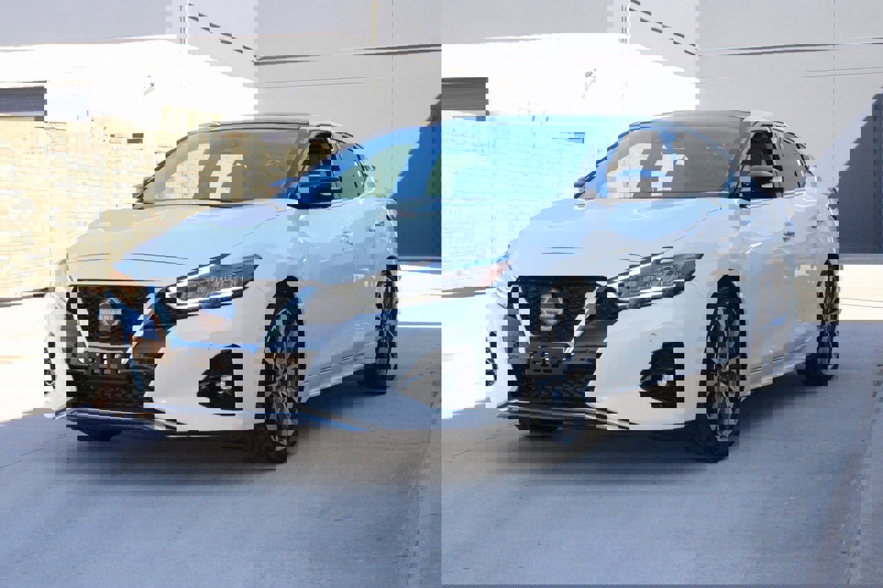 Used 2023 Nissan Maxima Platinum w/ Sport Mat Group image 2