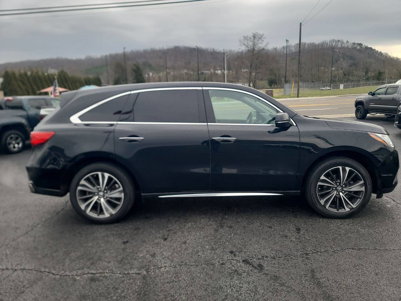 Used 2020 Acura MDX SH-AWD w/ Technology Package image 9