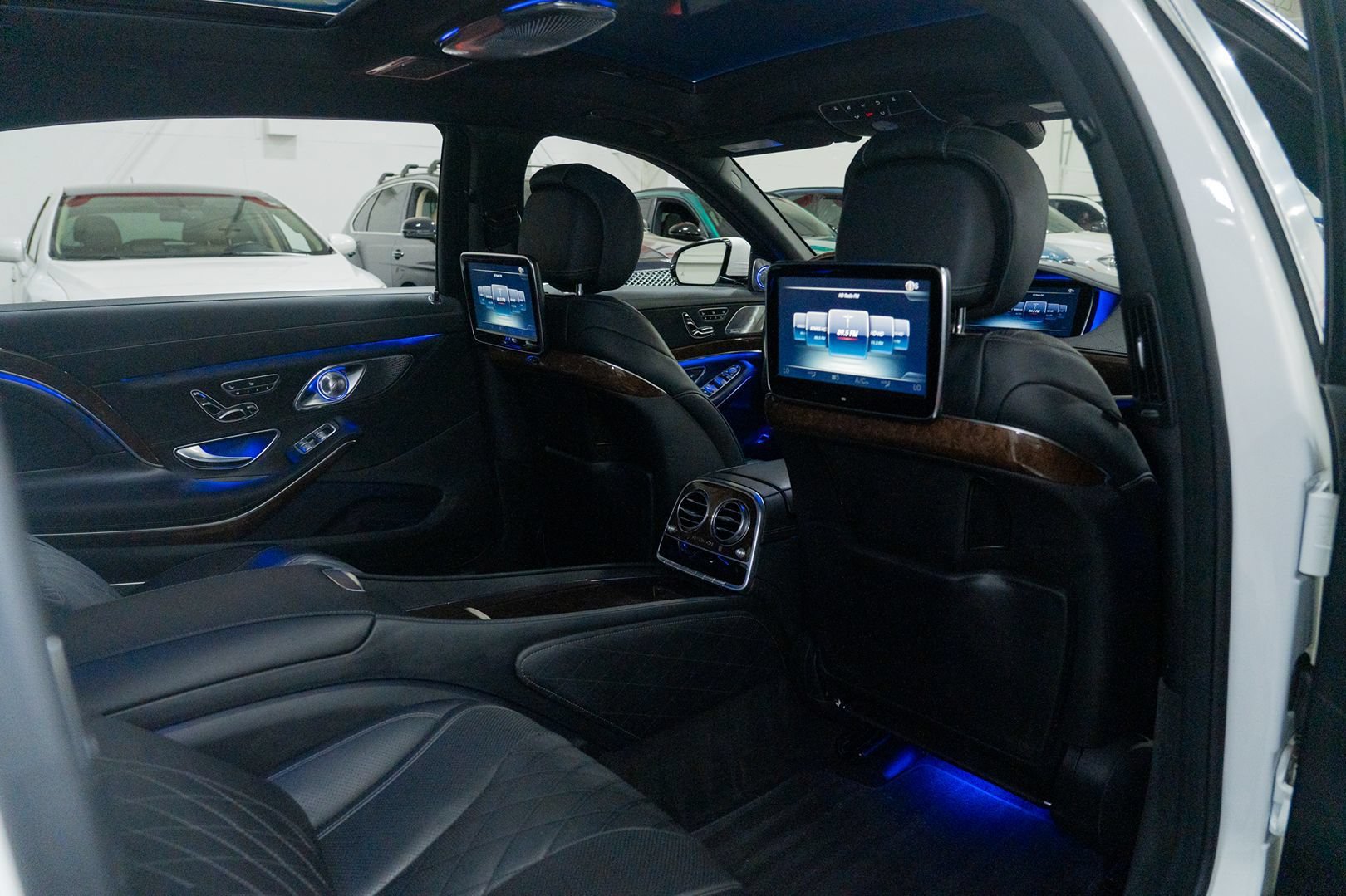 Used 2016 Mercedes-Benz Maybach S 600 image 39