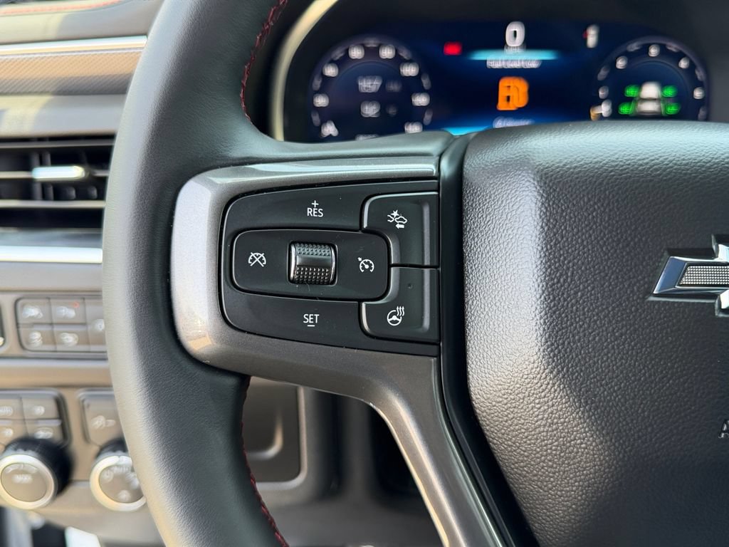 Used 2024 Chevrolet Suburban RST w/ Luxury Package AWD/4WD image 19