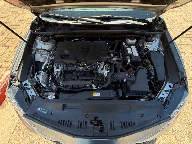 Used 2019 Toyota Camry LE w/ Carpet Mat Package FWD image 37