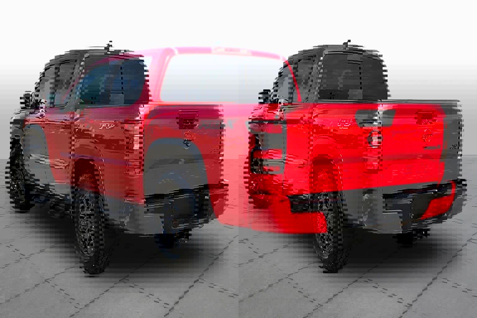 Used 2024 Nissan Frontier Pro-X w/ Pro Premium Package image 12