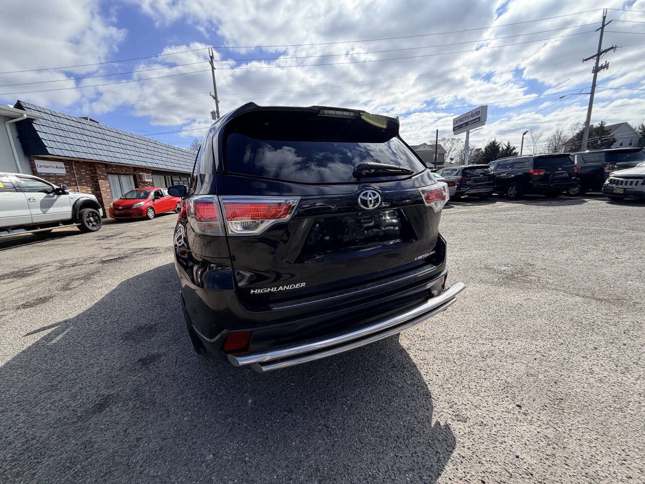 Used 2014 Toyota Highlander Limited image 31
